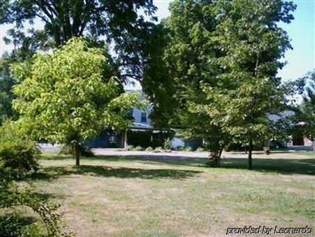Four Creeks Bed & Breakfast Girard Exteriör bild