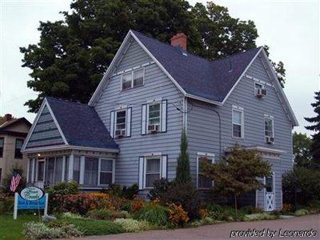 Four Creeks Bed & Breakfast Girard Exteriör bild